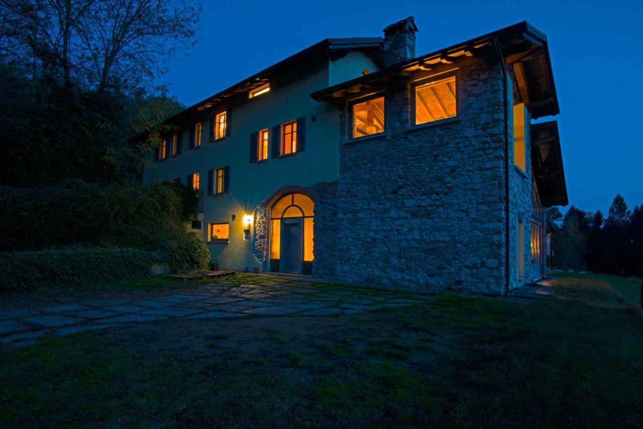 Cascina Canee Bed & Breakfast Angera Exterior photo