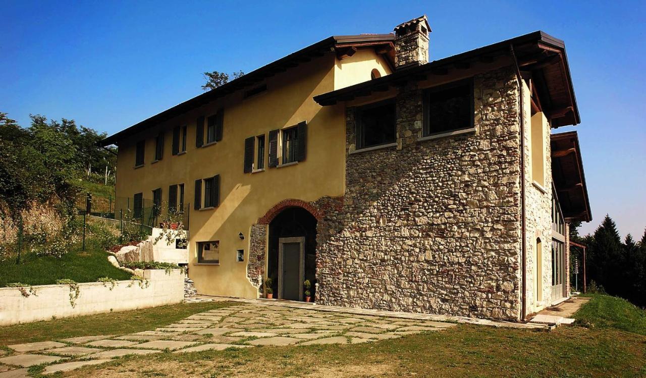 Cascina Canee Bed & Breakfast Angera Exterior photo